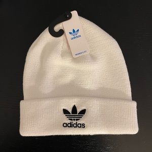 White Adidas Knit Beanie NWT